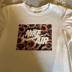 Women’s Nike T-Shirt